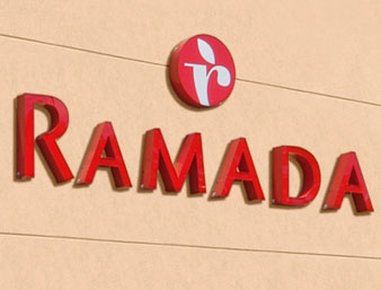 Ramada By Wyndham And Wasserbahn Waterpark 3*